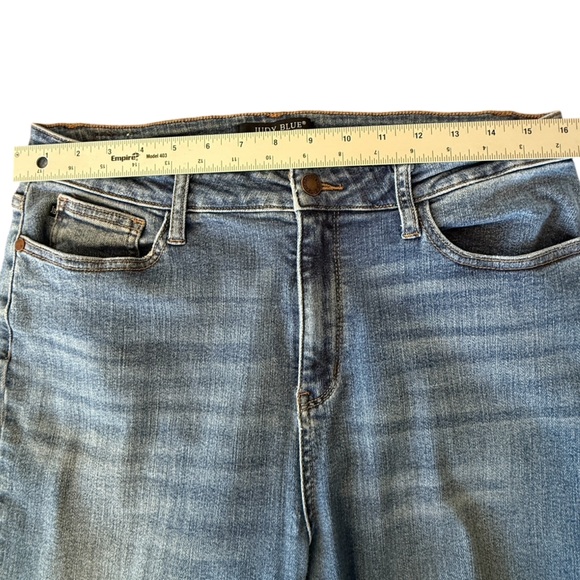 Judy Blue Boyfriend Jeans Women’s Size 15/32 Medium Wash Stretch Denim - Picture 12 of 15